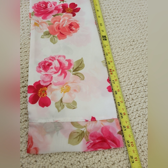 Morgan Taylor Floral Robe - Picture 13 of 13